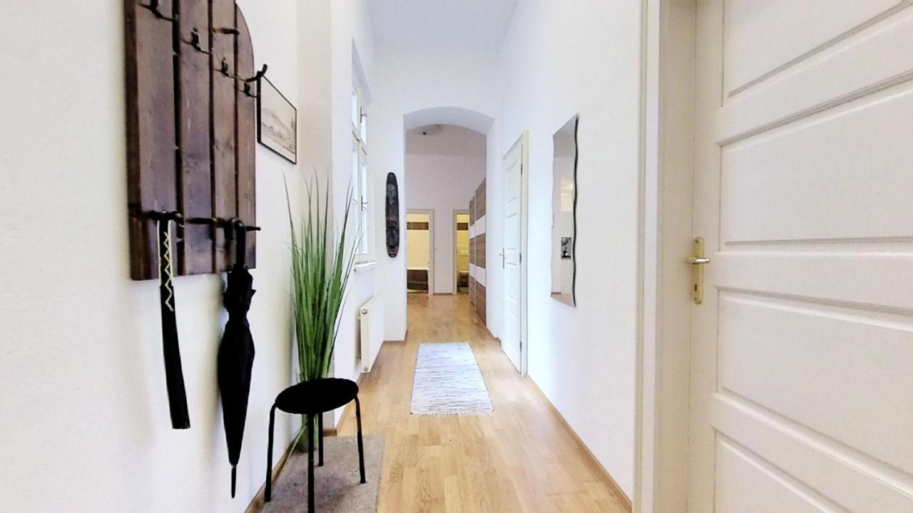 Central Apartmany Biela street Bratysława Zewnętrze zdjęcie