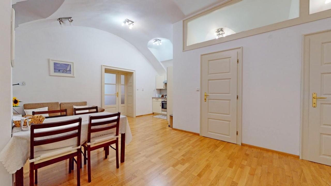 Central Apartmany Biela street Bratysława Zewnętrze zdjęcie