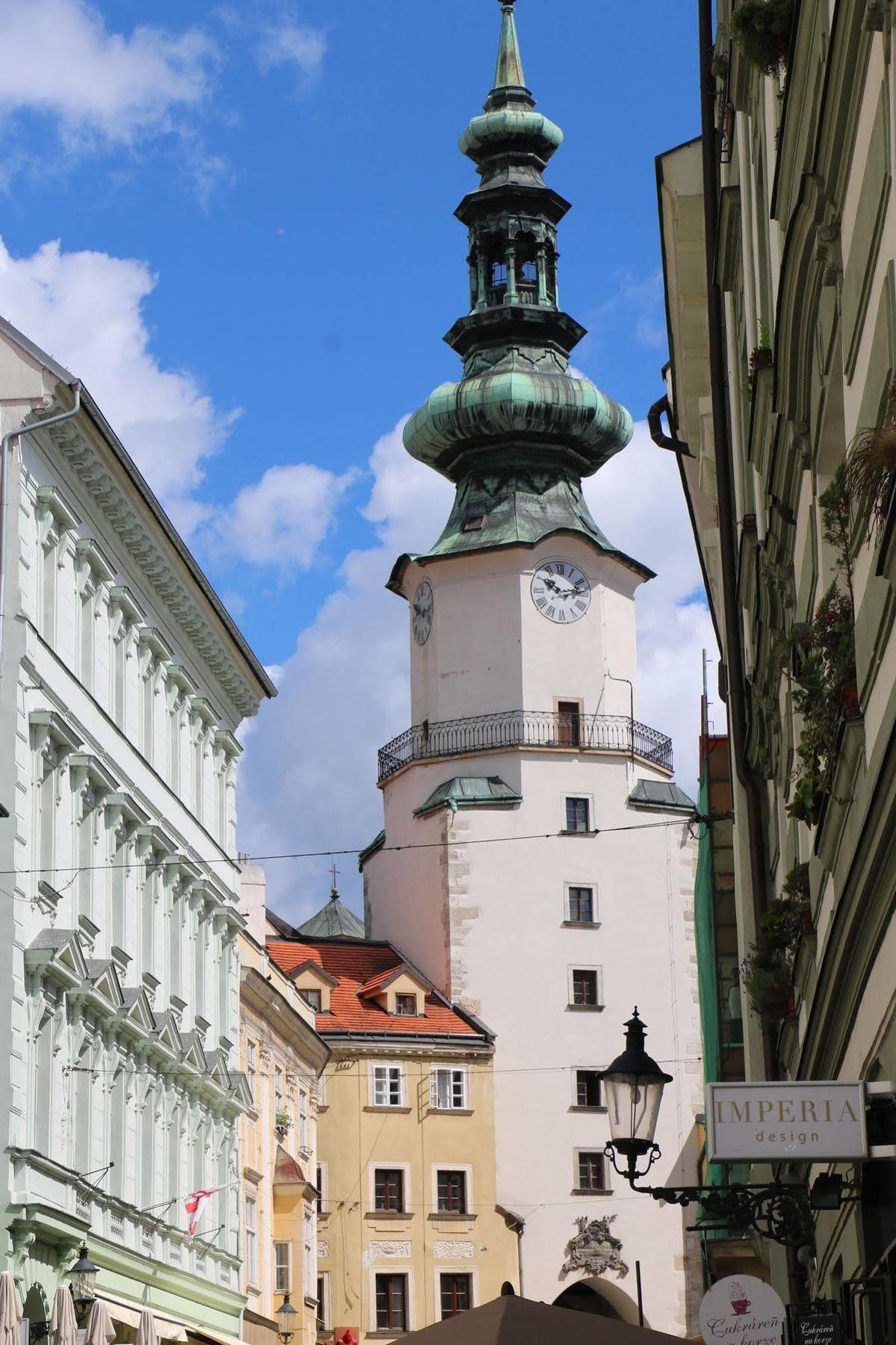 Central Apartmany Biela street Bratysława Zewnętrze zdjęcie