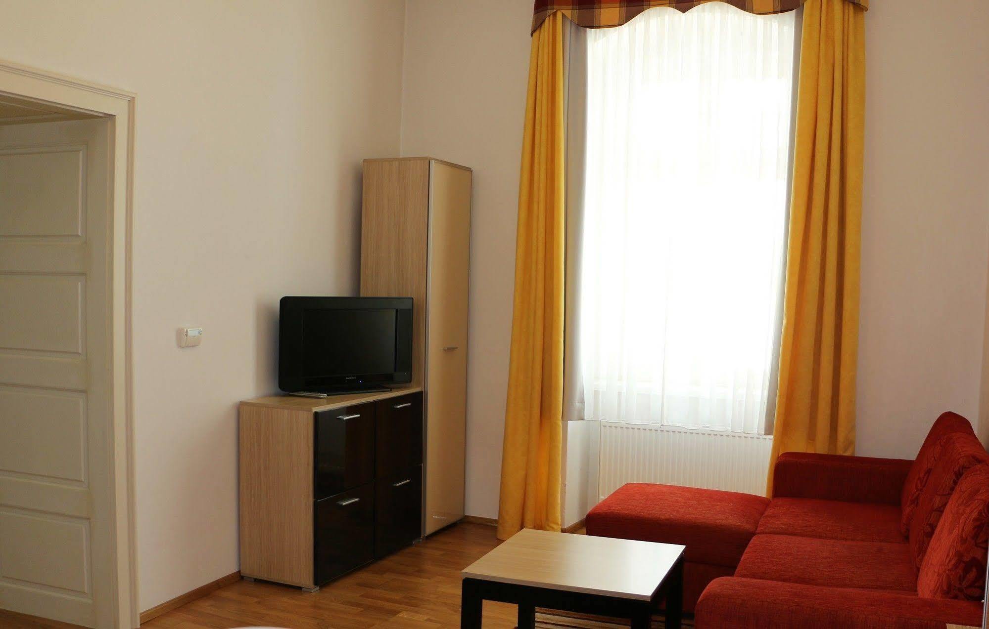 Central Apartmany Biela street Bratysława Zewnętrze zdjęcie