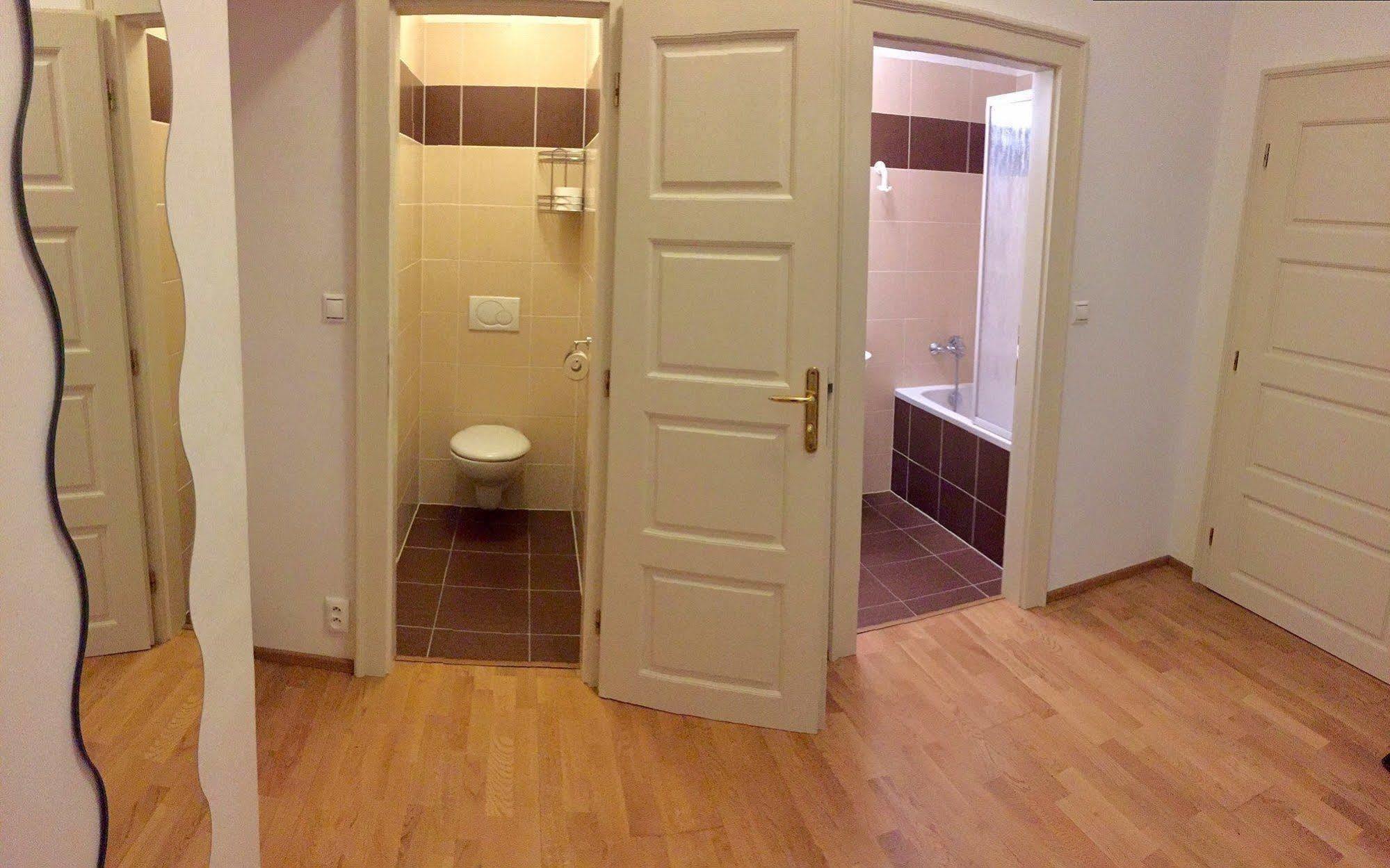 Central Apartmany Biela street Bratysława Zewnętrze zdjęcie